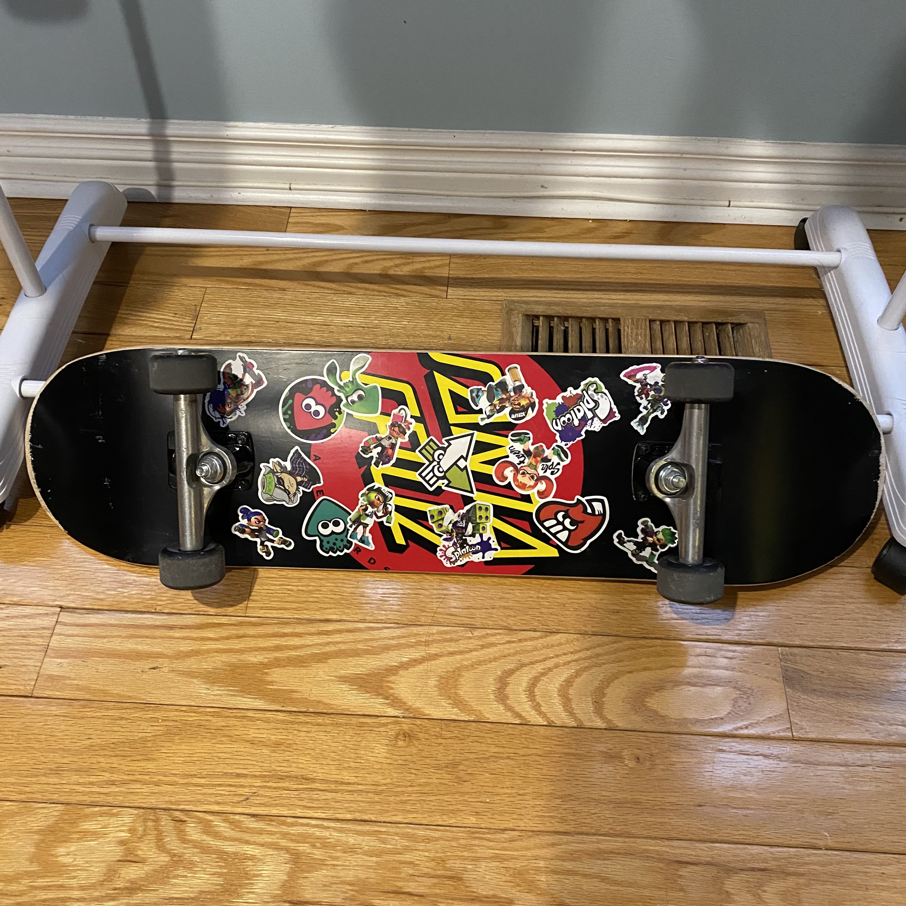 The photo of the skateboard.