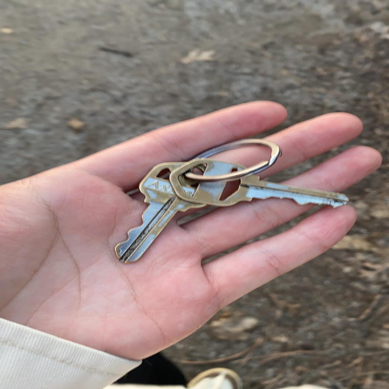 The sound of the two keys colliding